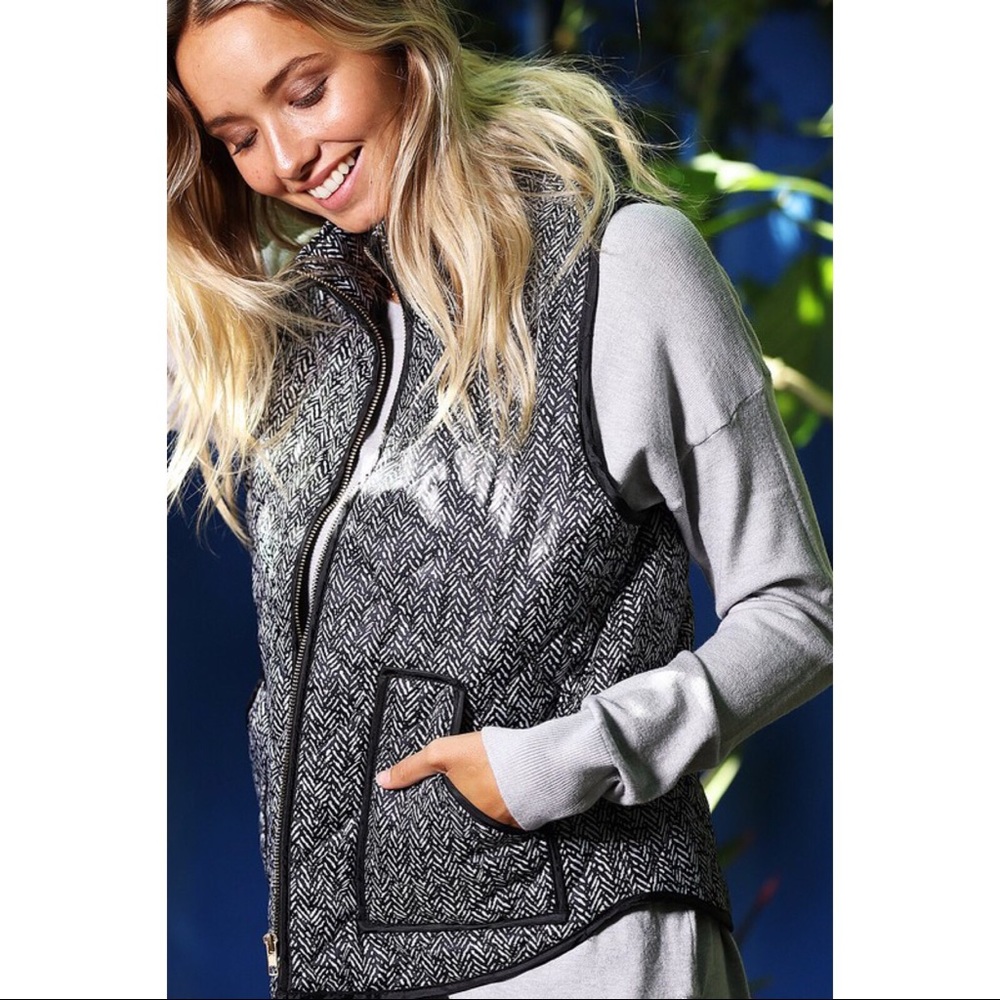 Herringbone Vest - Picture 2 of 7